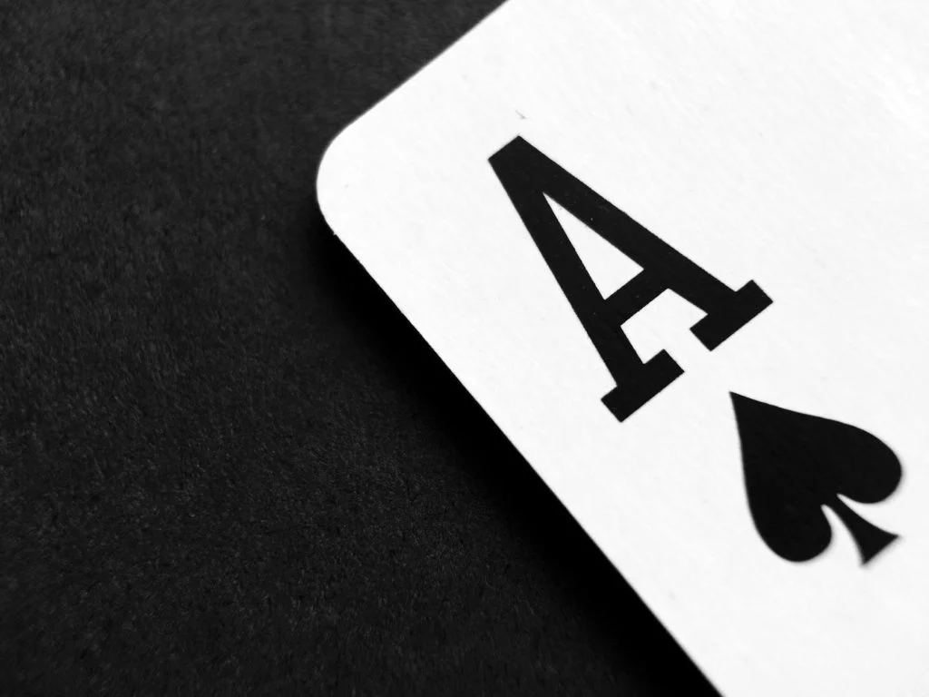 outsourcing benefits and risks